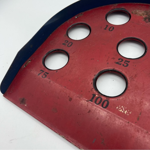 Vintage Metal Putting Skee Ball Game - Picture 3 of 7